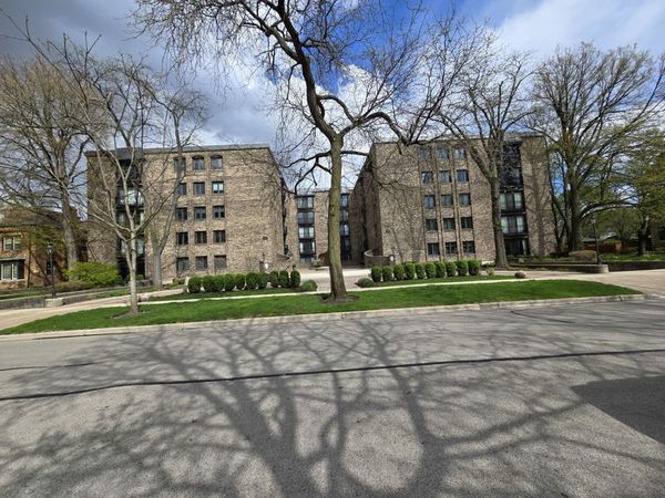 1005 Bonnie Brae Place , Unit 5F, River Forest, IL 60305