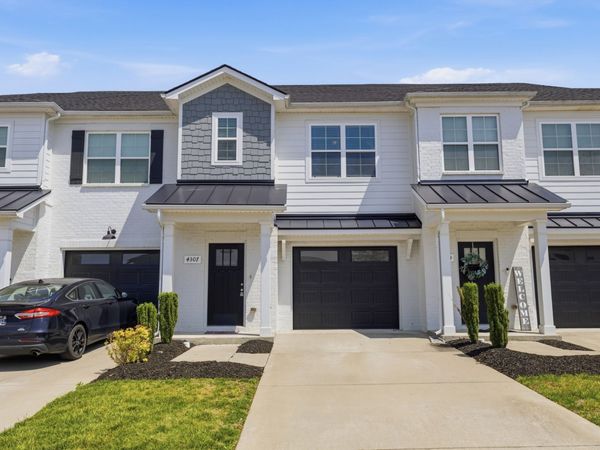 4307 Doral Dr , Murfreesboro, TN 37127