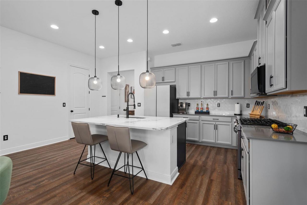 2905 Tupelo Loop, Saint Cloud, FL 34772 Photo