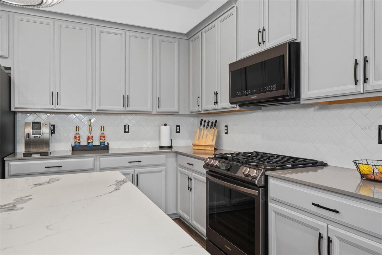 2905 Tupelo Loop, Saint Cloud, FL 34772 Photo