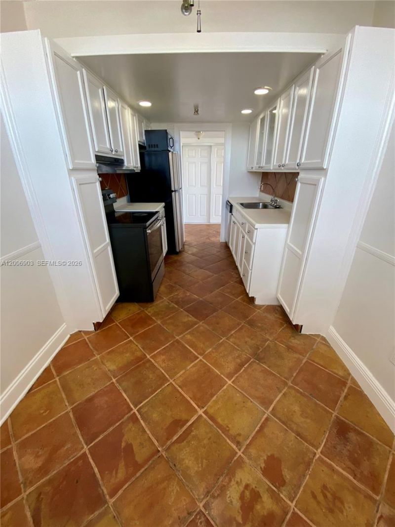 1470 NE 123rd St, Unit A701, North Miami, FL 33161 Photo