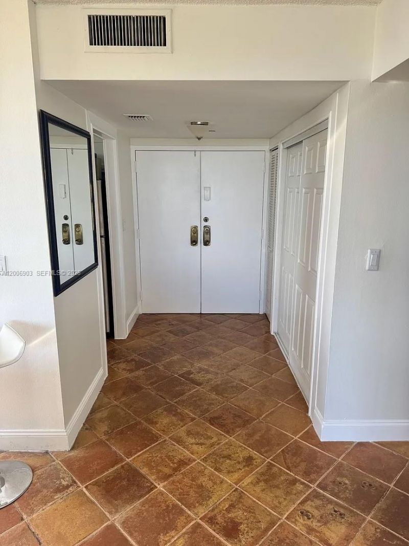 1470 NE 123rd St, Unit A701, North Miami, FL 33161 Photo