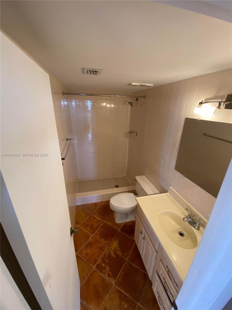 1470 NE 123rd St, Unit A701, North Miami, FL 33161 Photo