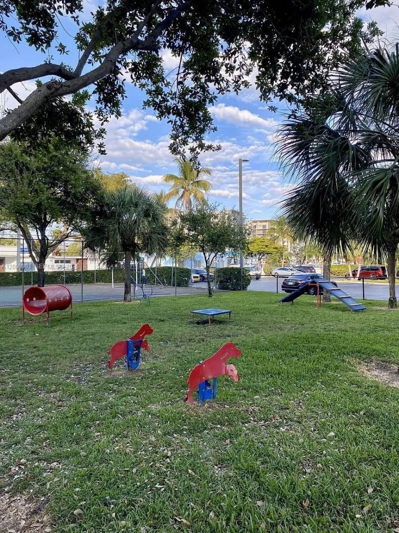 1470 NE 123rd St, Unit A701, North Miami, FL 33161 Photo