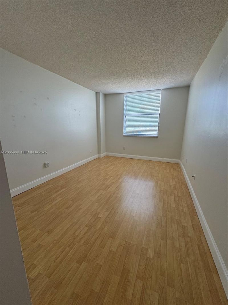1470 NE 123rd St, Unit A701, North Miami, FL 33161 Photo