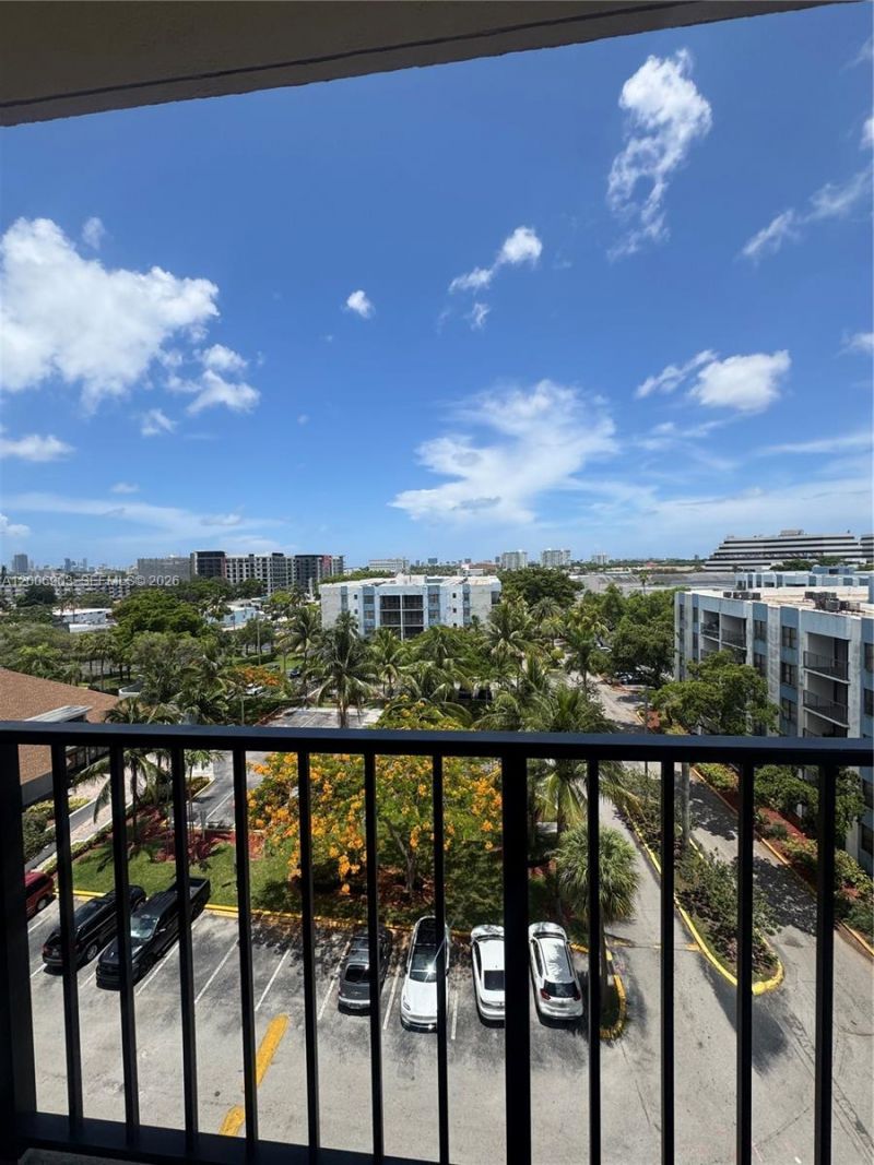 1470 NE 123rd St, Unit A701, North Miami, FL 33161 Photo