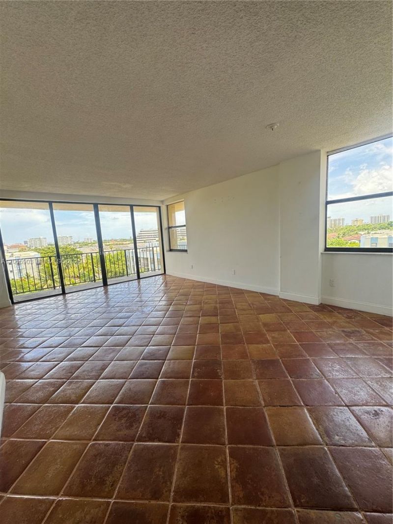 1470 NE 123rd St, Unit A701, North Miami, FL 33161 Photo