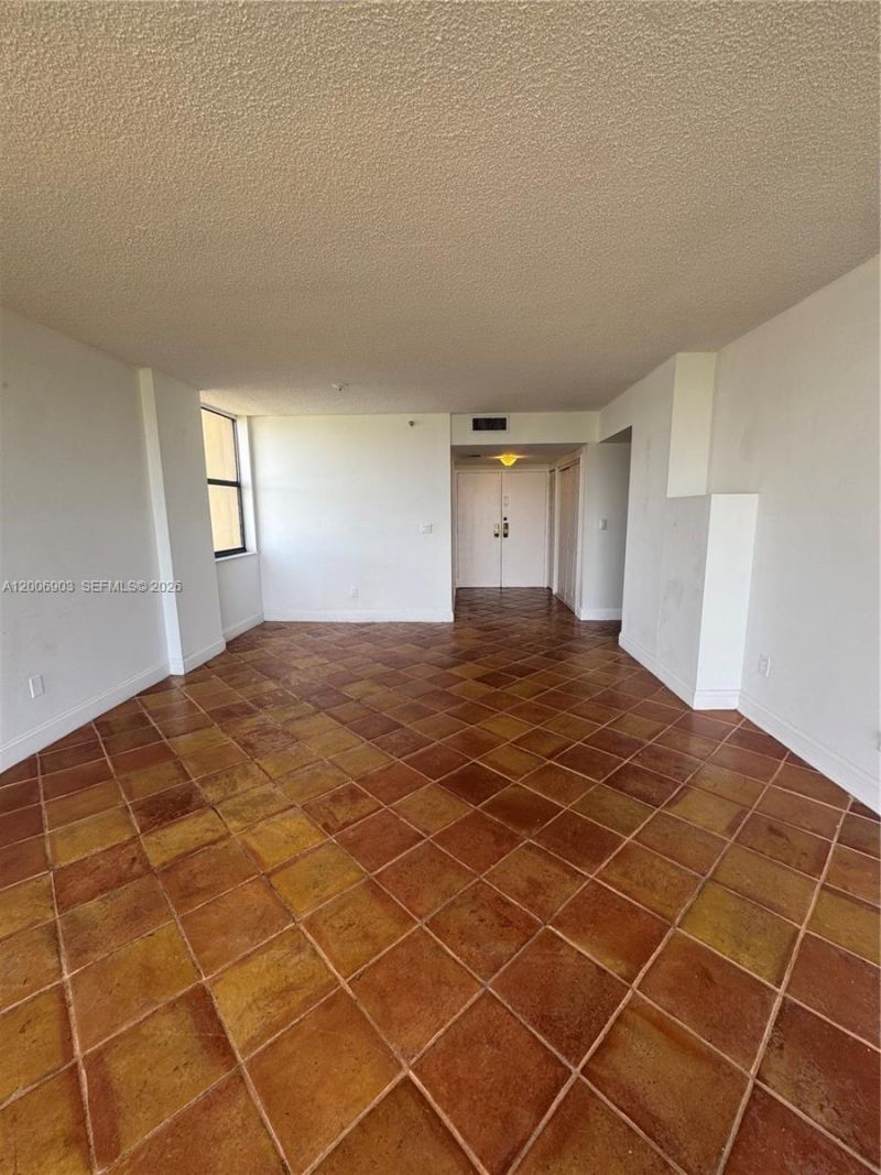 1470 NE 123rd St, Unit A701, North Miami, FL 33161 Photo