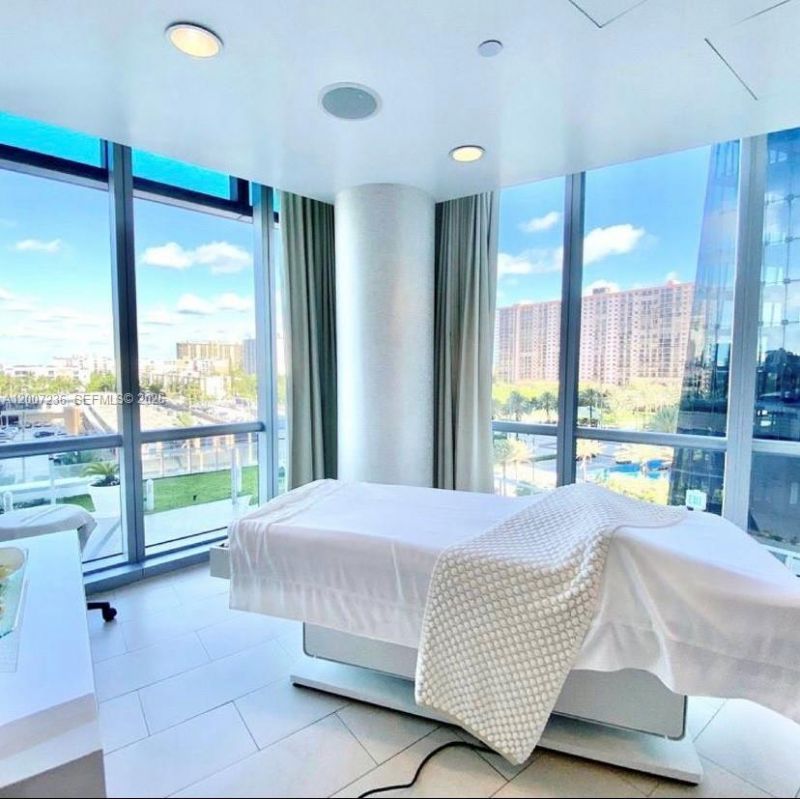 17121 Collins Ave , Unit 4006, Sunny Isles Beach, FL 33160 Photo