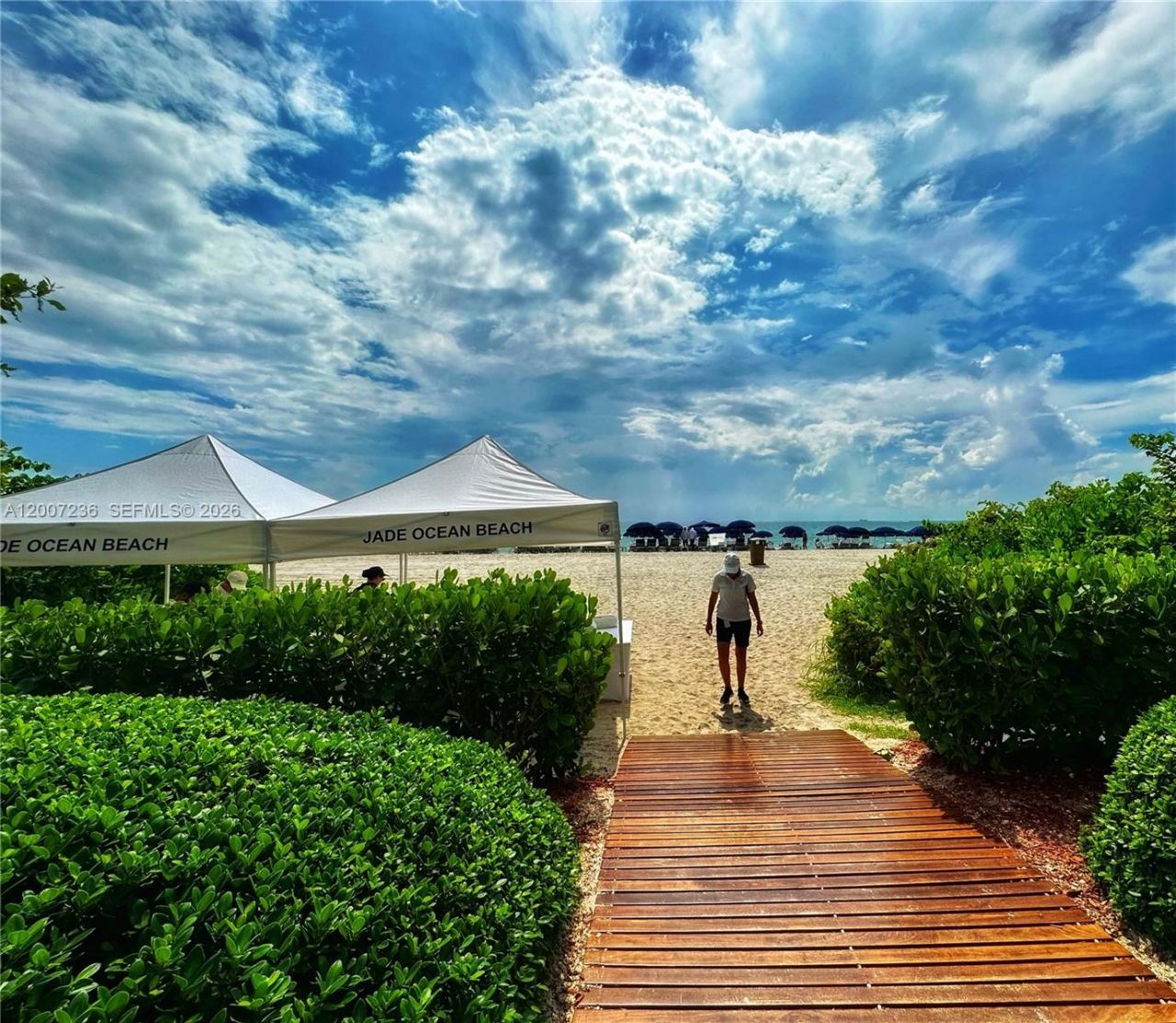 17121 Collins Ave , Unit 4006, Sunny Isles Beach, FL 33160 Photo