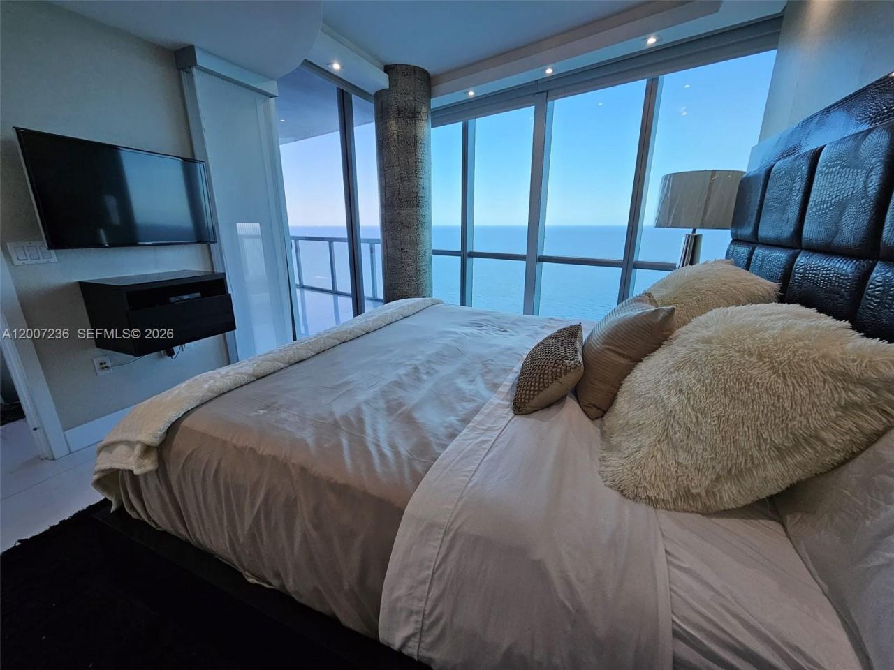17121 Collins Ave , Unit 4006, Sunny Isles Beach, FL 33160 Photo