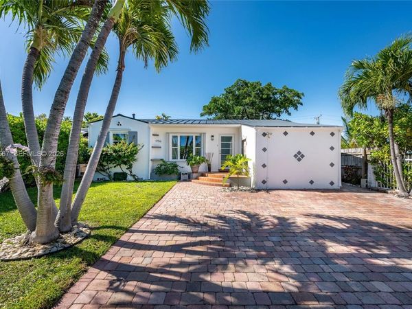 1756 71st St , Miami Beach, FL 33141