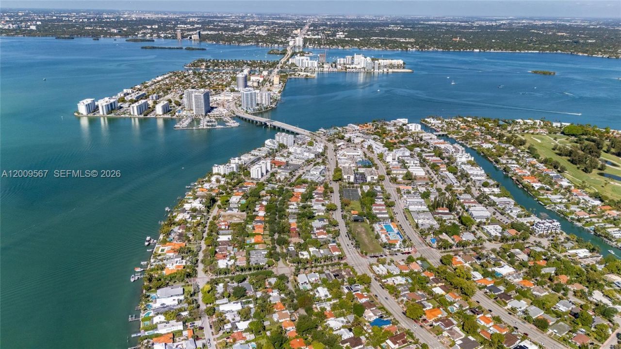 1756 71st St , Miami Beach, FL 33141 Photo