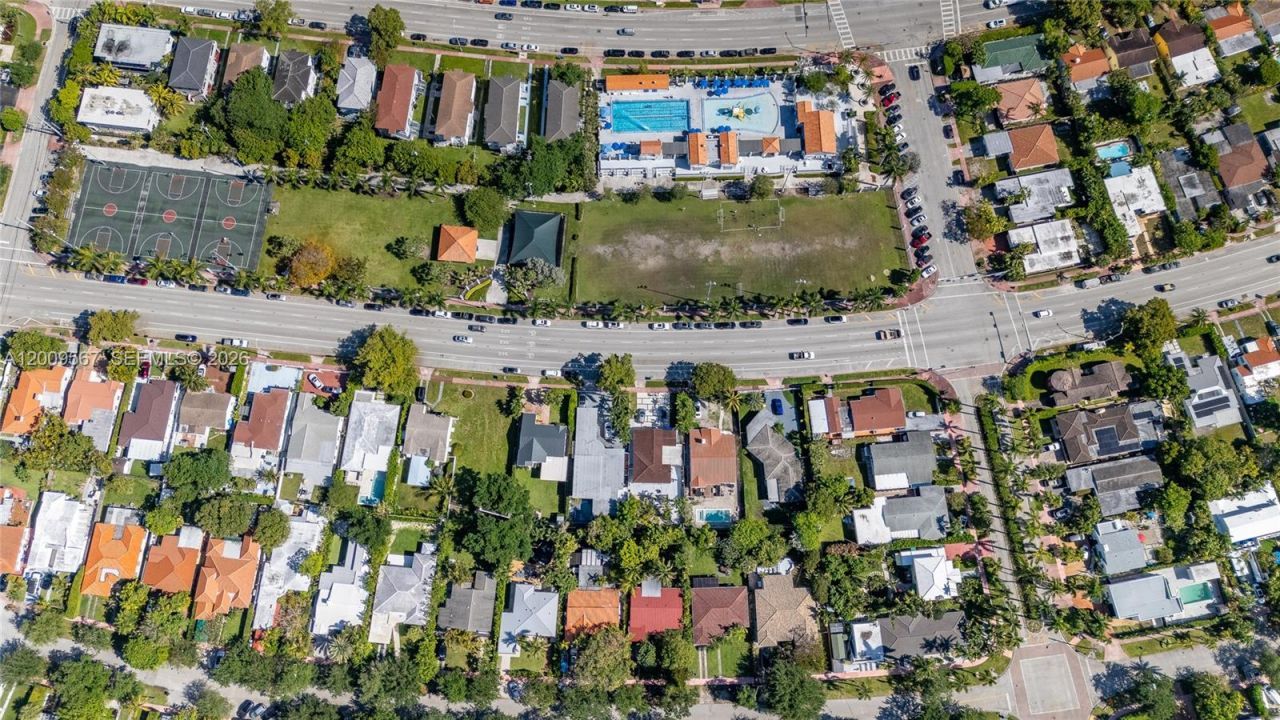 1756 71st St , Miami Beach, FL 33141 Photo