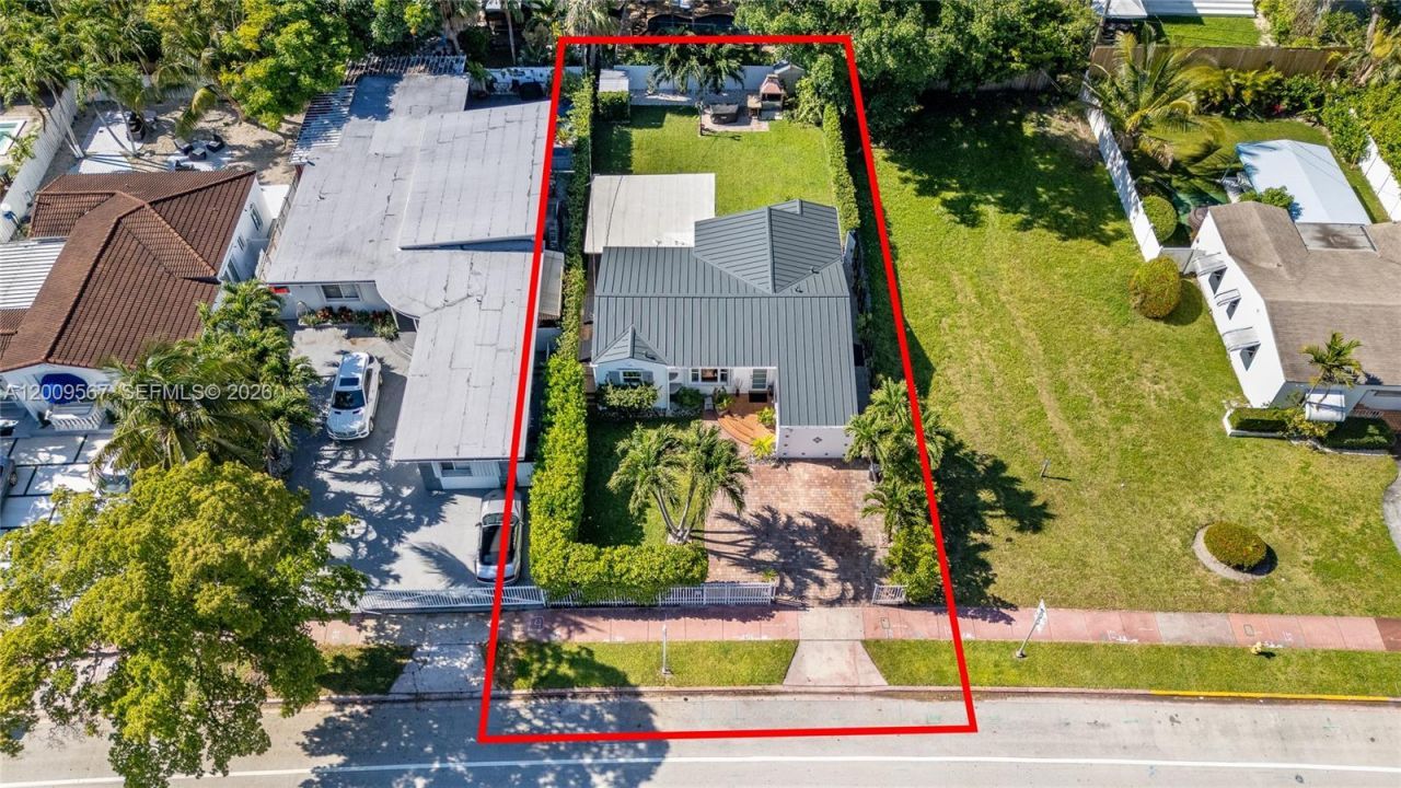 1756 71st St , Miami Beach, FL 33141 Photo