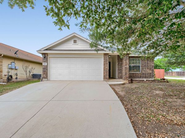 533 TOM KEMP DR, New Braunfels, TX 78130