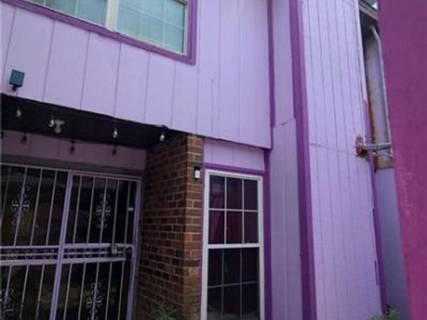 1310 CHIMNEYWOOD Lane, New Orleans, LA 70126