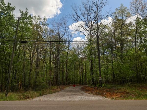 1913 Indian Park Road, Monterey, TN 38574