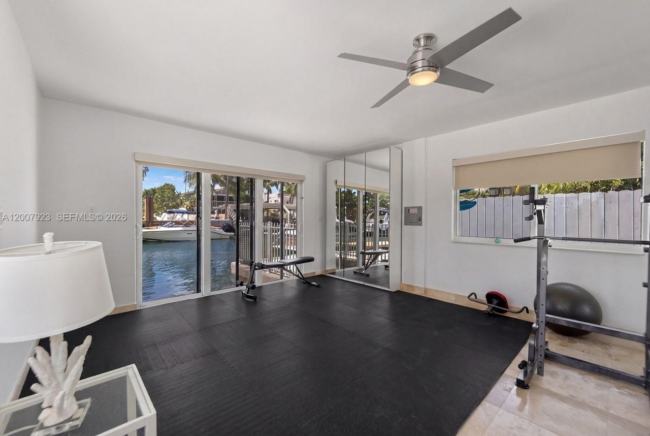 1090 NE 84th St, Miami, FL 33138 Photo