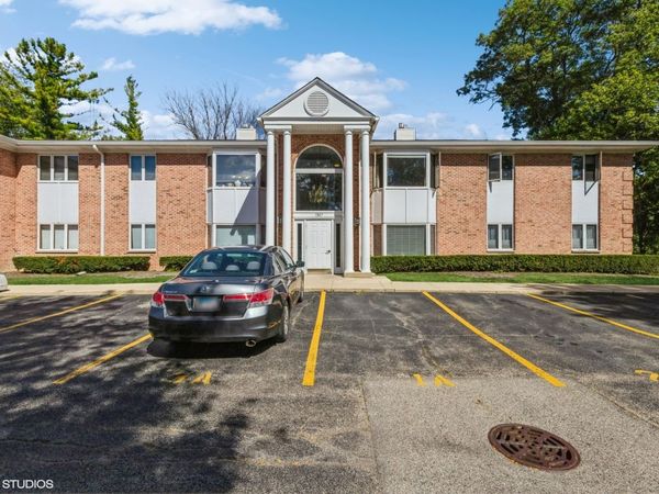 1501 N Milwaukee Avenue , Unit 6A, Libertyville, IL 60048