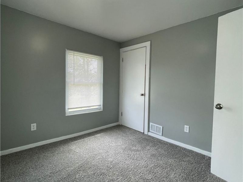 679 W Oregon Avenue, Sebring, OH 44672 Photo 19