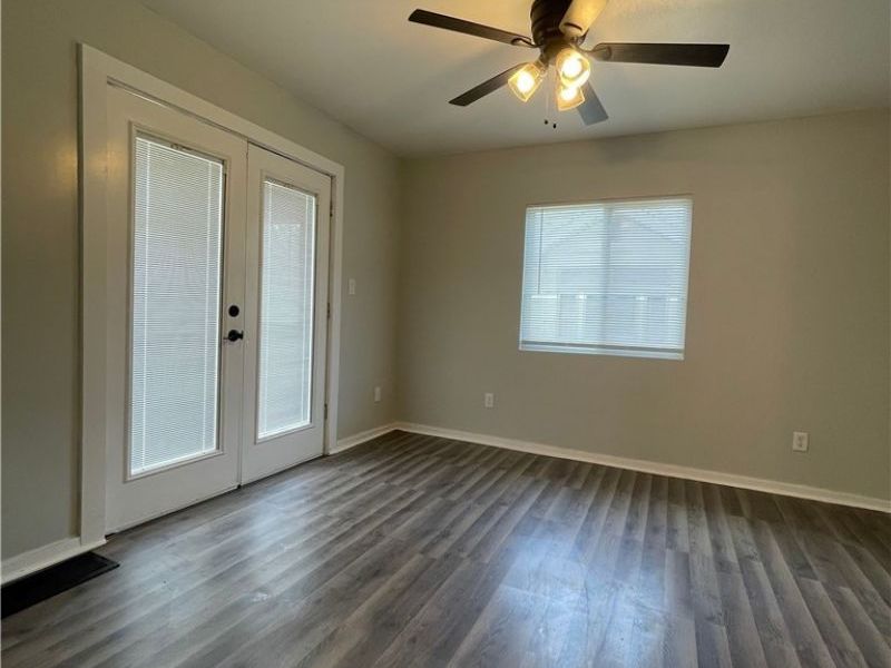 679 W Oregon Avenue, Sebring, OH 44672 Photo 9