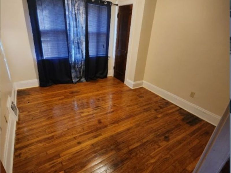 9913 Greenview Avenue , Garfield Heights, OH 44125 Photo 12