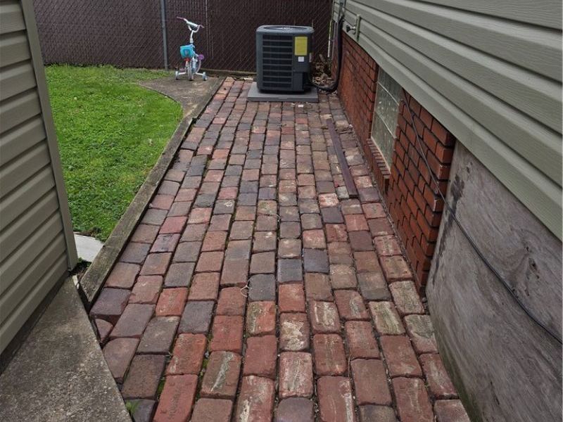 9913 Greenview Avenue , Garfield Heights, OH 44125 Photo 8