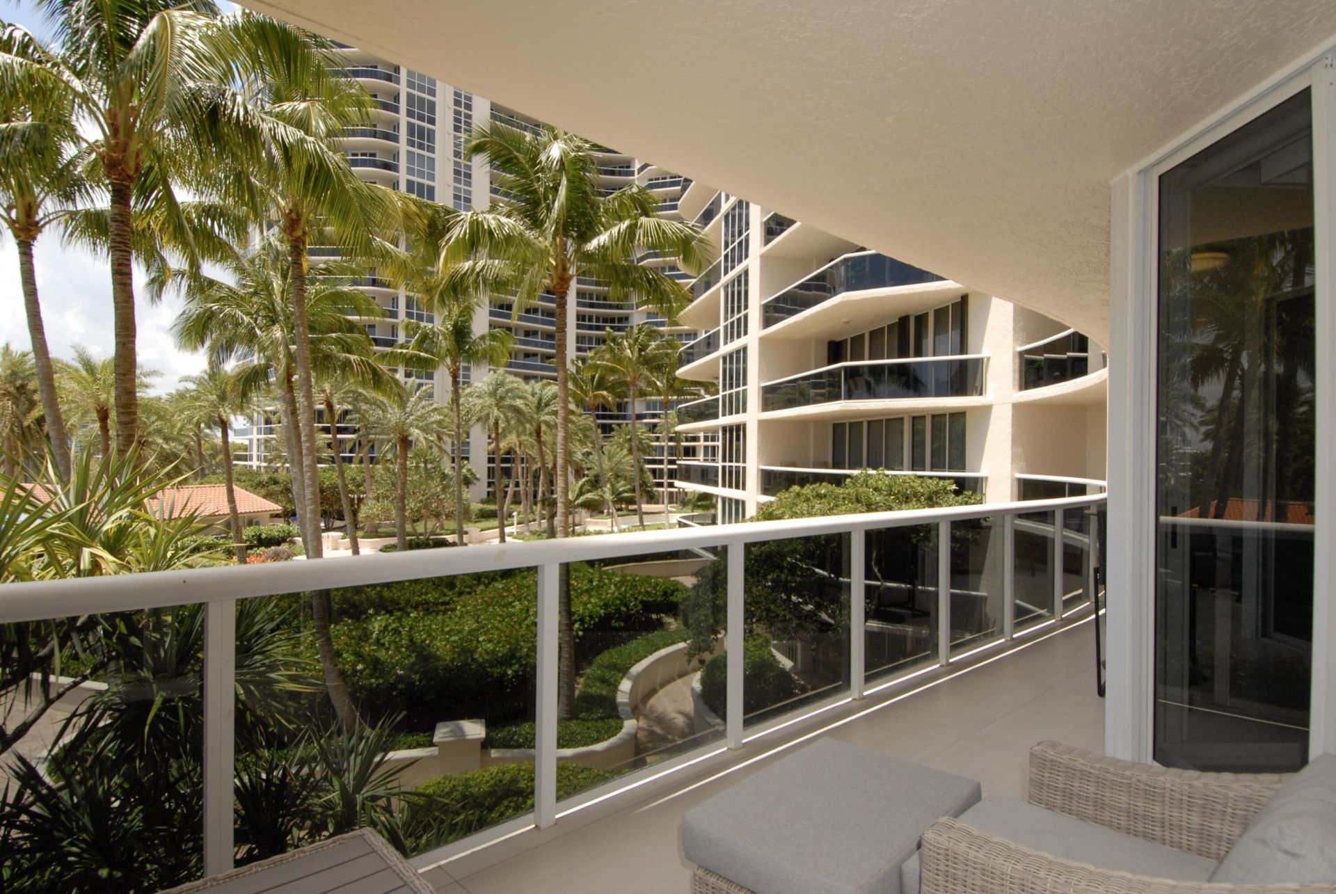 3200 N Ocean Boulevard, Unit 506, Fort Lauderdale, FL 33308 Photo