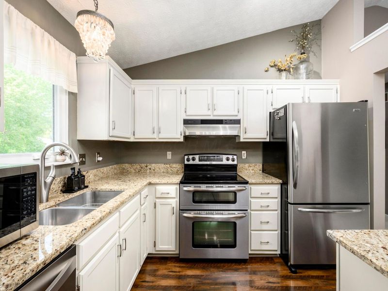4959 Cavan Court, Columbus, OH 43221 Photo 7