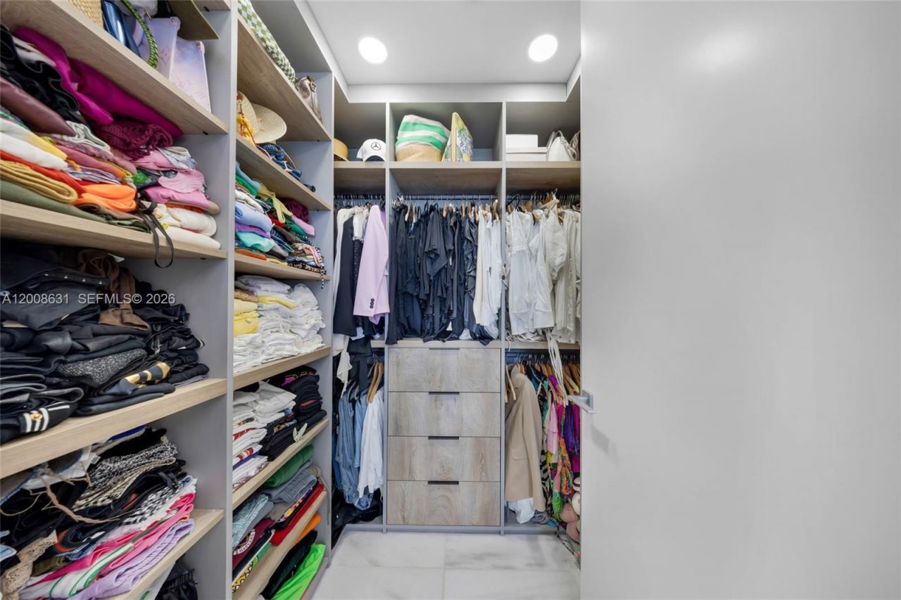 700 NE 26th Ter , Unit 2202, Miami, FL 33137 Photo