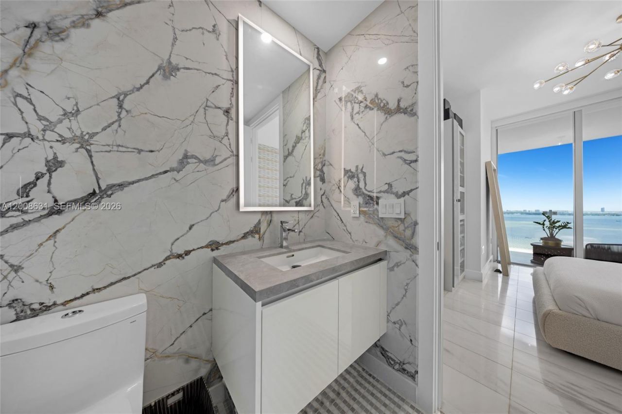 700 NE 26th Ter , Unit 2202, Miami, FL 33137 Photo