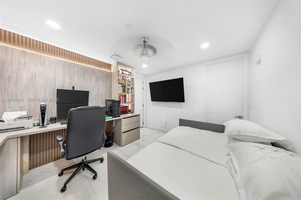 700 NE 26th Ter , Unit 2202, Miami, FL 33137 Photo