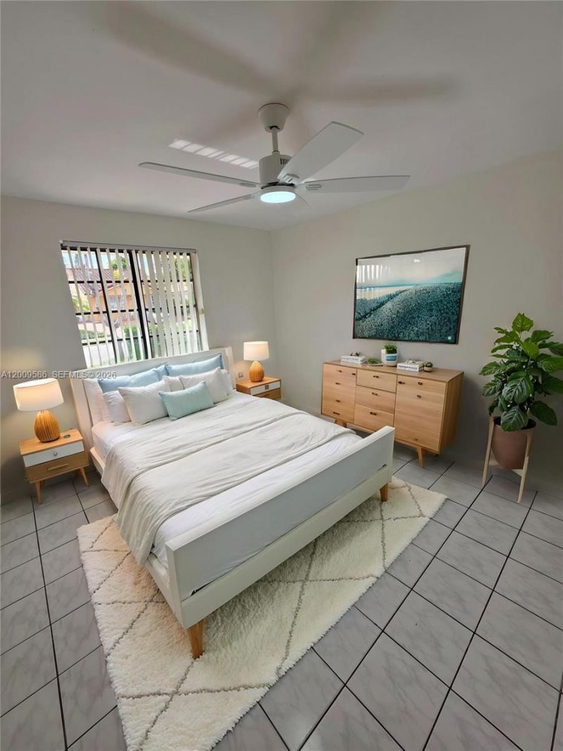 11649 NW 91st Ave, Hialeah Gardens, FL 33018 Photo