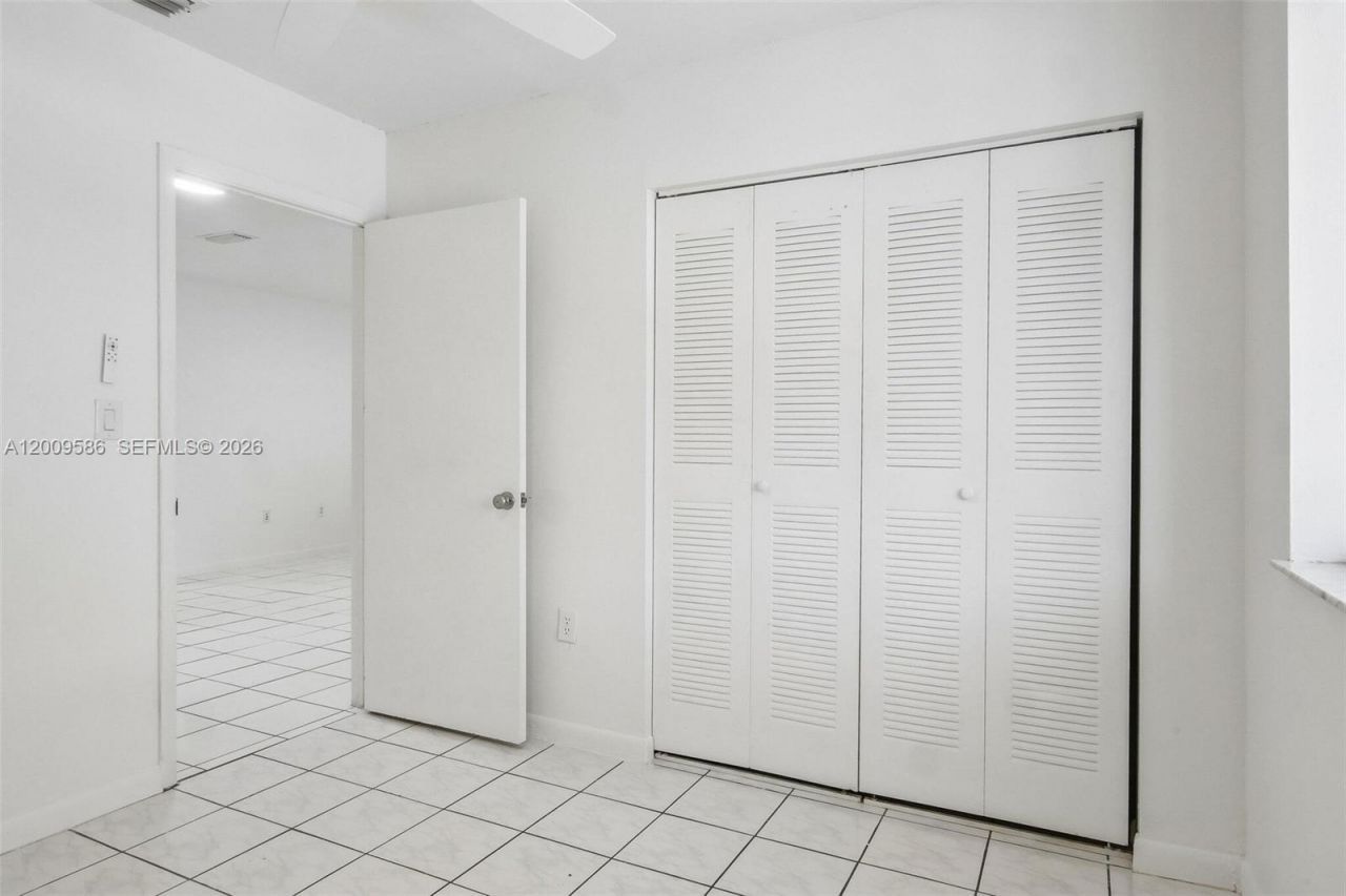 11649 NW 91st Ave, Hialeah Gardens, FL 33018 Photo