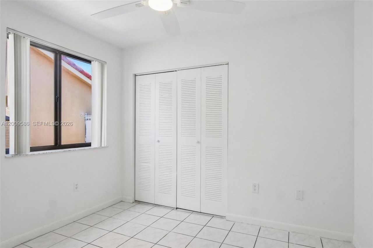 11649 NW 91st Ave, Hialeah Gardens, FL 33018 Photo