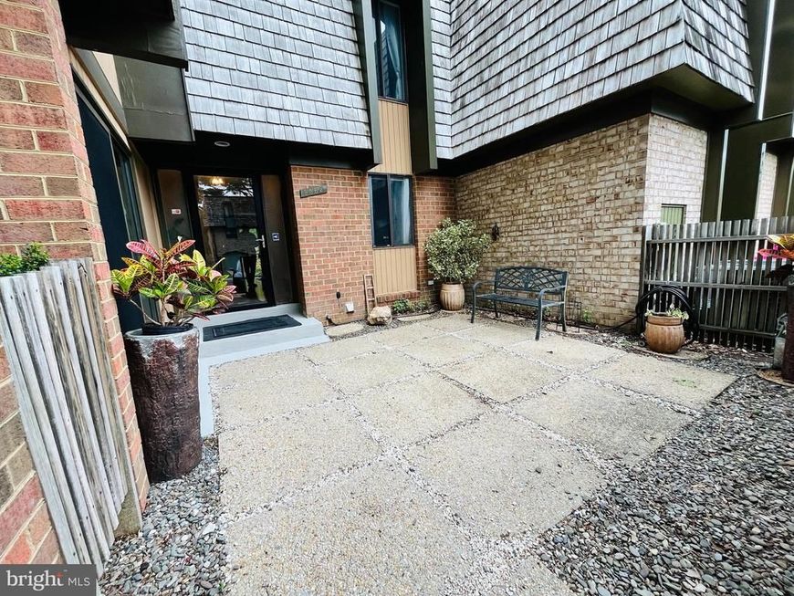 9562 Fern Hollow Way , Gaithersburg, MD 20886 Main Photo