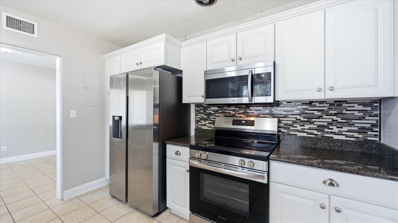 602 32nd Street W, Bradenton, FL 34205 Photo