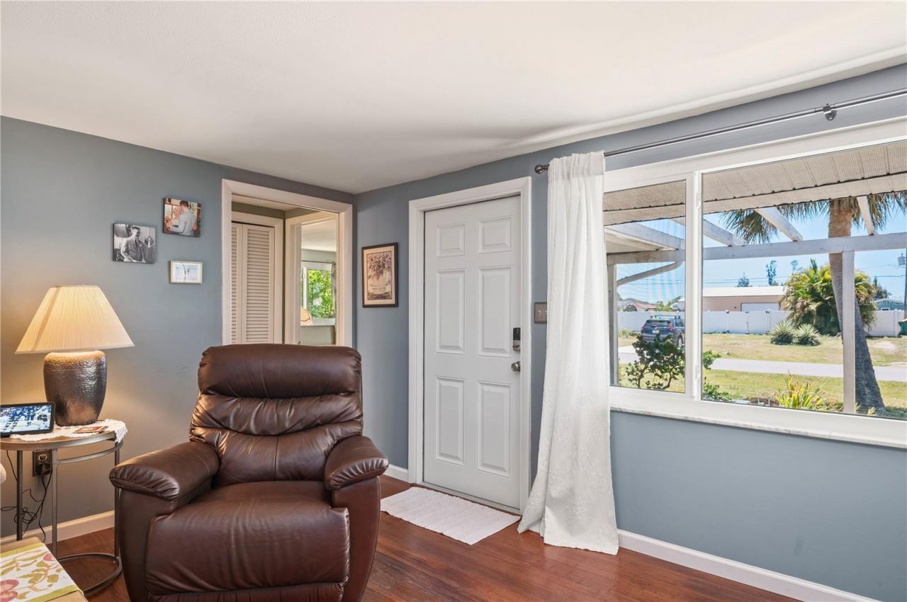 540 Grove Avenue Nw, Port Charlotte, FL 33952 Photo