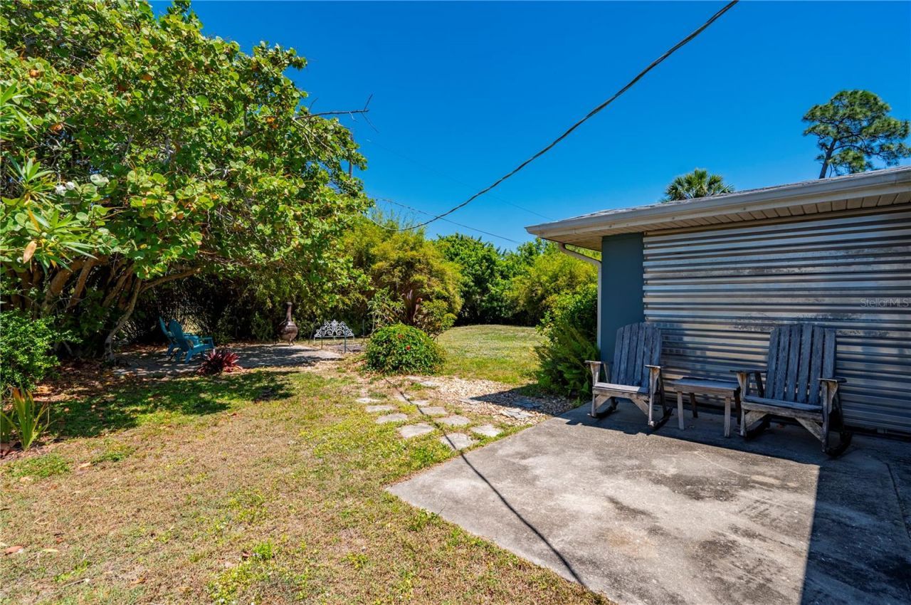 540 Grove Avenue Nw, Port Charlotte, FL 33952 Photo
