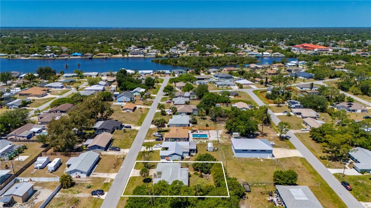 540 Grove Avenue Nw, Port Charlotte, FL 33952 Photo