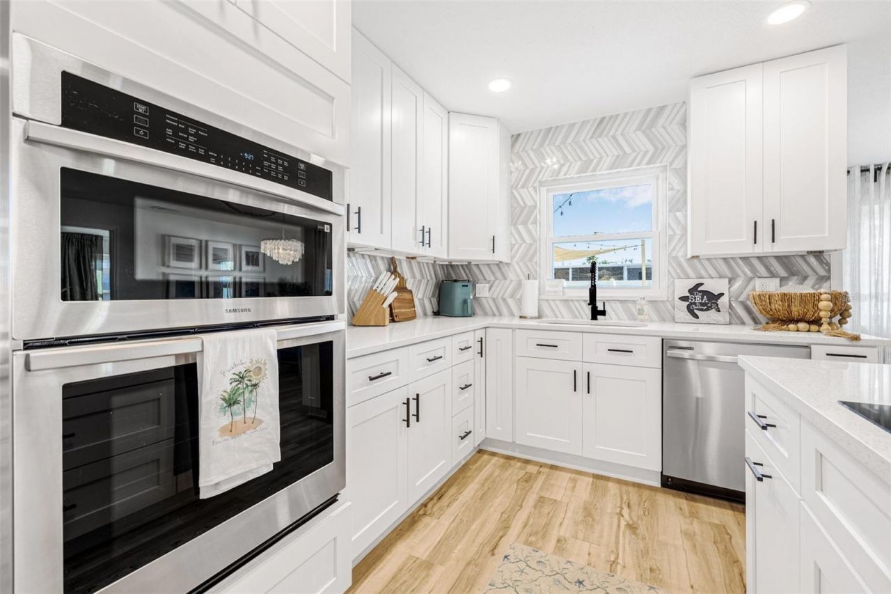 7516 22nd Avenue W, Bradenton, FL 34209 Photo