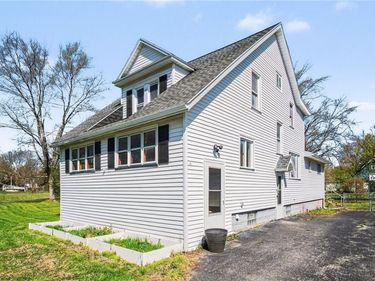 12 Elmgrove Drive, Rochester, NY 14606