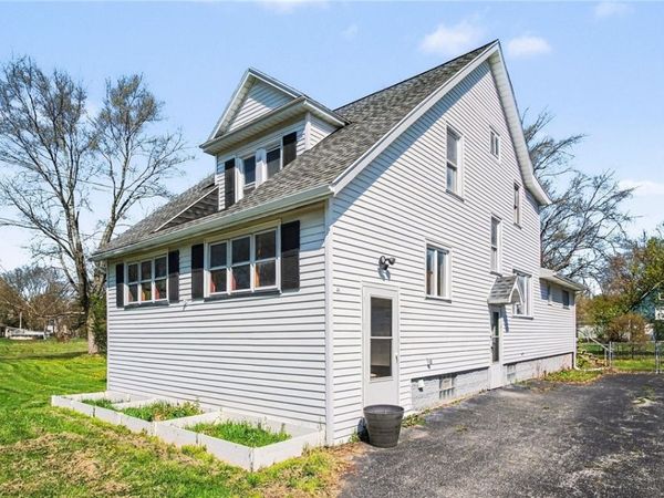 12 Elmgrove Drive, Rochester, NY 14606