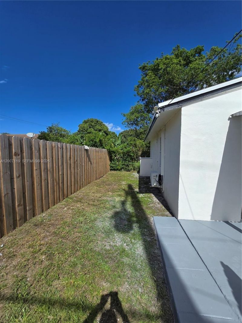 5936 Fillmore St , Unit 3, Hollywood, FL 33021 Photo