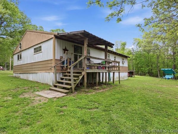 4104 Raccoon Ridge Road, Stover, MO 65078