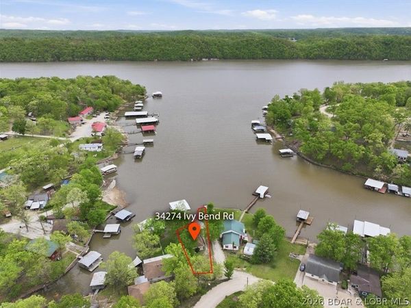 34274 Ivy Bend Road , Stover, MO 65078
