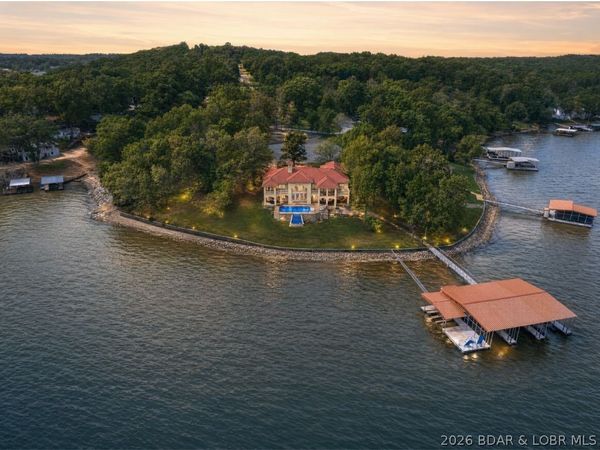 32 Quiet Waters Lane , Sunrise Beach, MO 65079