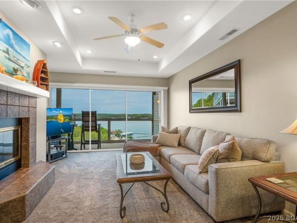 72 Emerald Bay Drive , Unit 3A, Lake Ozark, MO 65049