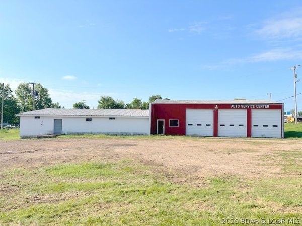 710 S Ash Street , Buffalo, MO 65622